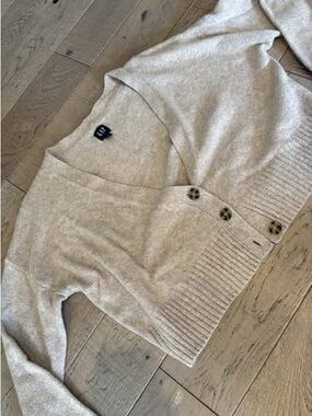GAP Cream Button-Front Women's Cardigan